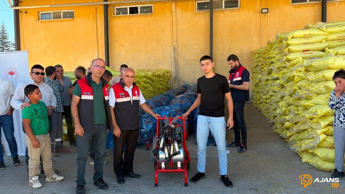 Mecitözü'nde Süt Üreticilerine Umut Oldu: 1 Milyon TL'lik Hibe Makinalarla Verimlilik Artacak!