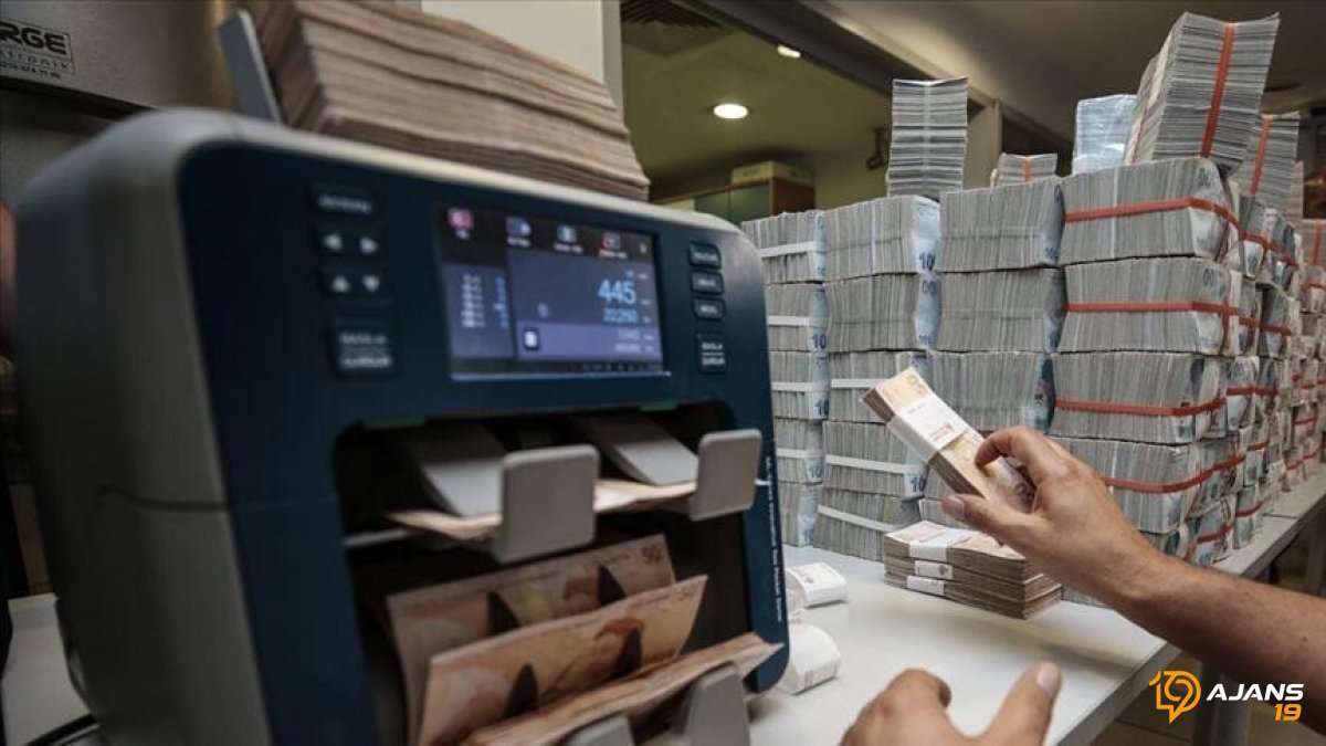 Ekonomide Şok Gelişme: Milyarlarca Liralık Kredi Hacminde Ani Düşüş! Bankalar Sermayeyi Çekiyor Mu?