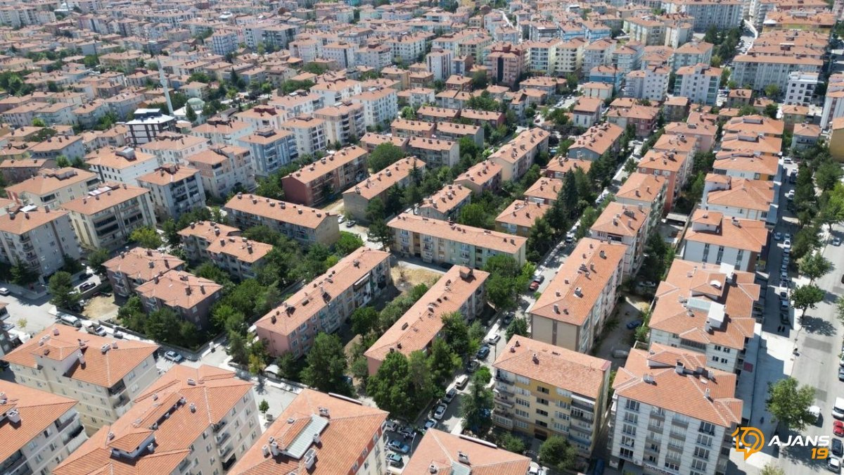 Çorum'da Konut Satışlarında Ağustos Ayı Rekoru: 827 Konut Yeni Sahibini Buldu! Peki Piyasada Neler Oluyor?